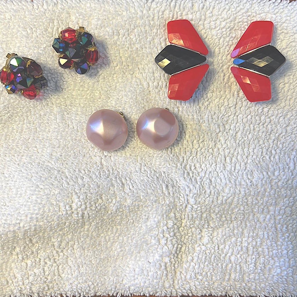 Earrings- Western Germany 26$